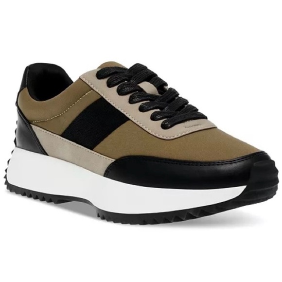 Dolce Vita Shoes - Dolce Vita Bettie sneaker. Size: 8